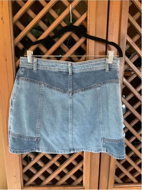 SO Denim Patchwork Mini Skirt Button Front Blue Jean Skirt Size 11 - Picture 2 of 3